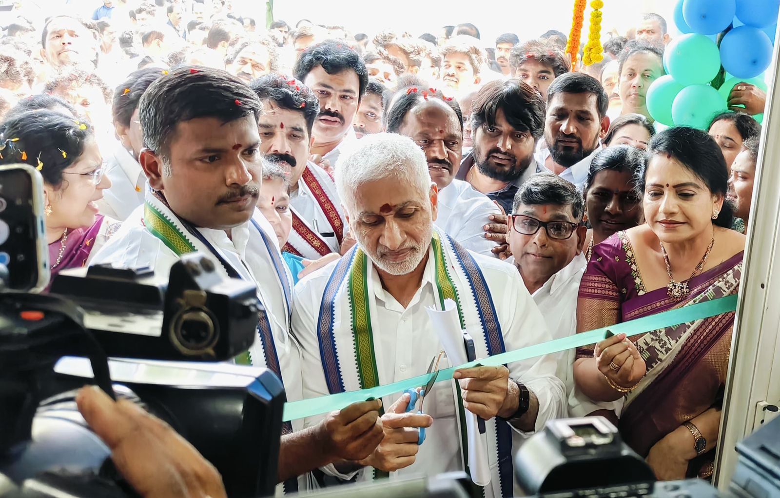 వైఎస్ఆర్సిపి నూతన కార్యాలయం